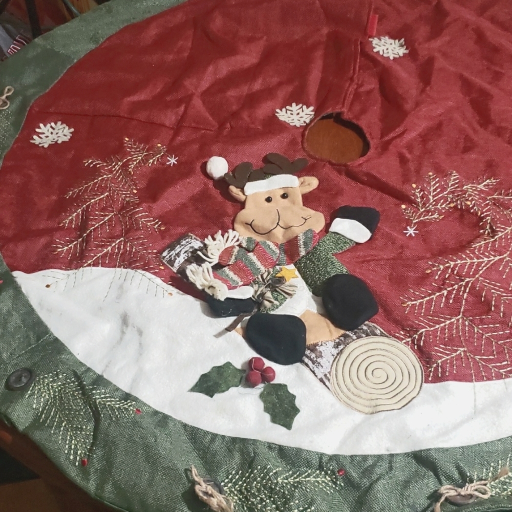 HAND-SEWN REINDEER TREE SKIRT